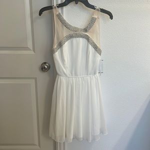 New with tag White Reese size 1